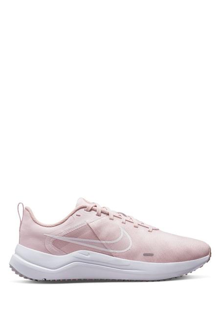 FEMME  ROSE CLAIR  COURSE  NIKE DOWNSHIFTER 12