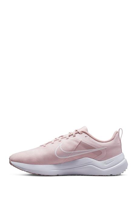 FEMME  ROSE CLAIR  COURSE  NIKE DOWNSHIFTER 12